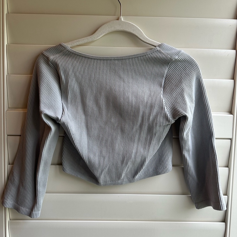 By Together grey cropped mid sleeve shirt